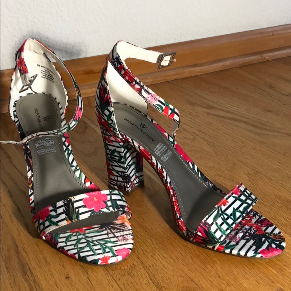 Worthington Floral Heels!!! - Picture 3 of 6